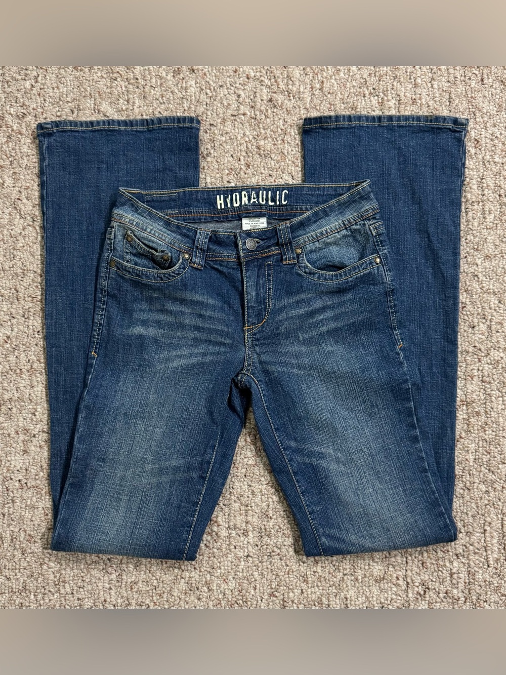 Vintage Y2K Hydraulic Women’s Junior Flare Jeans Size 5/6 Long